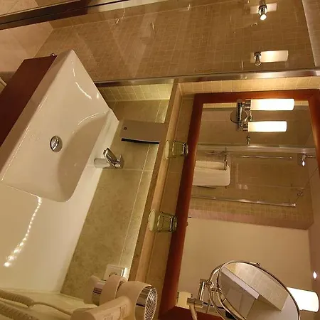 Karl 4* Ingelheim am Rhein