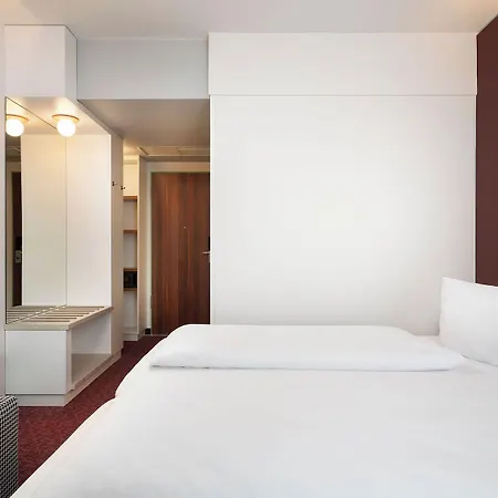 Karl Hotel
