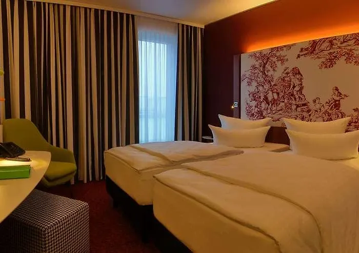 Karl Hotel